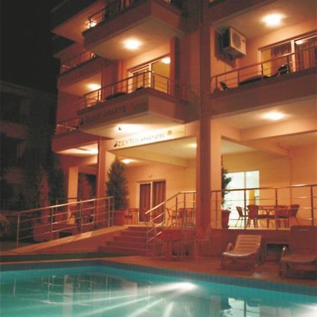 Zeytin Apart Hotel Çeşme エクステリア 写真